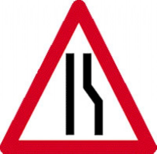 road narrows right c/w channel